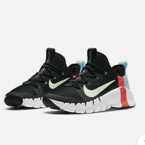 2020Nike Wmns Free Metcon 3 'Glacier Ice Crimson'